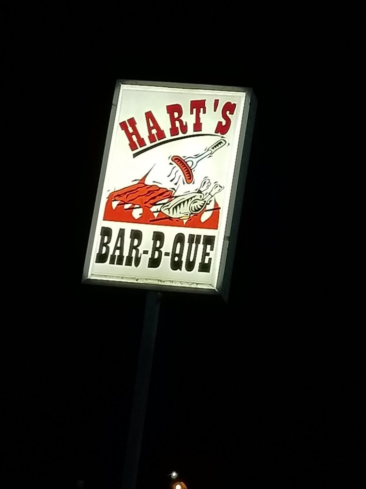Hart`s Bar-B-Que